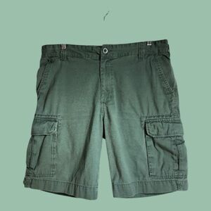 MERONA Army Green Khaki Cargo Shorts 100% Cotton Size 34” Waist